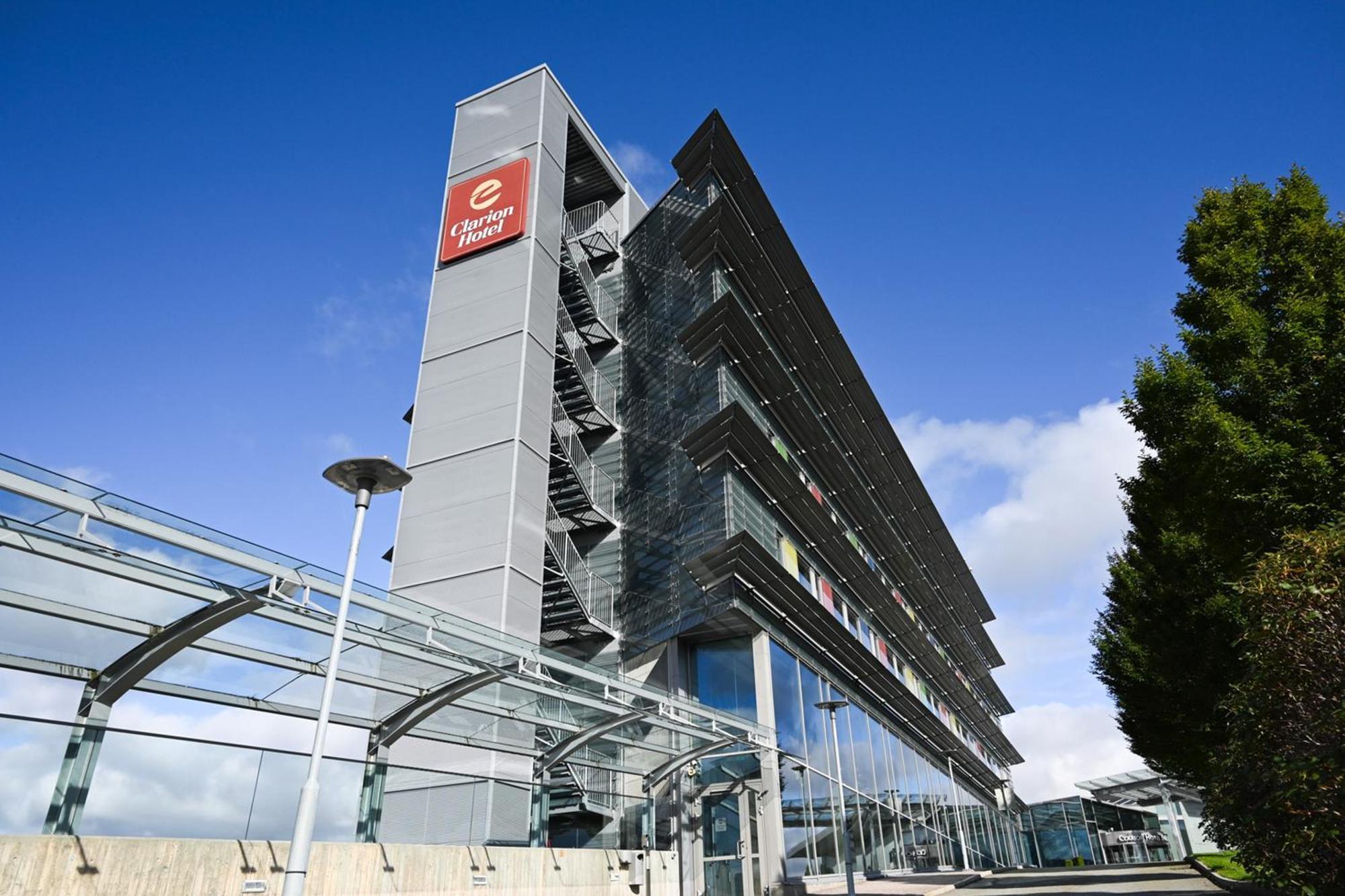 Clarion Hotel Bergen Airport Exterior foto